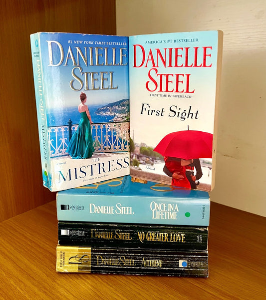 A91: Danielle Steel Collection